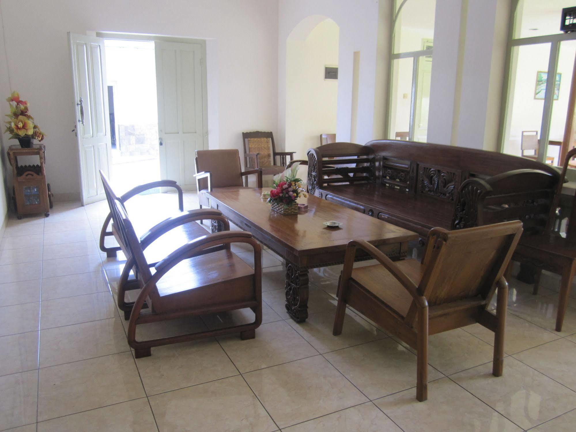 Hotel Besar Purwokerto Ngoại thất bức ảnh