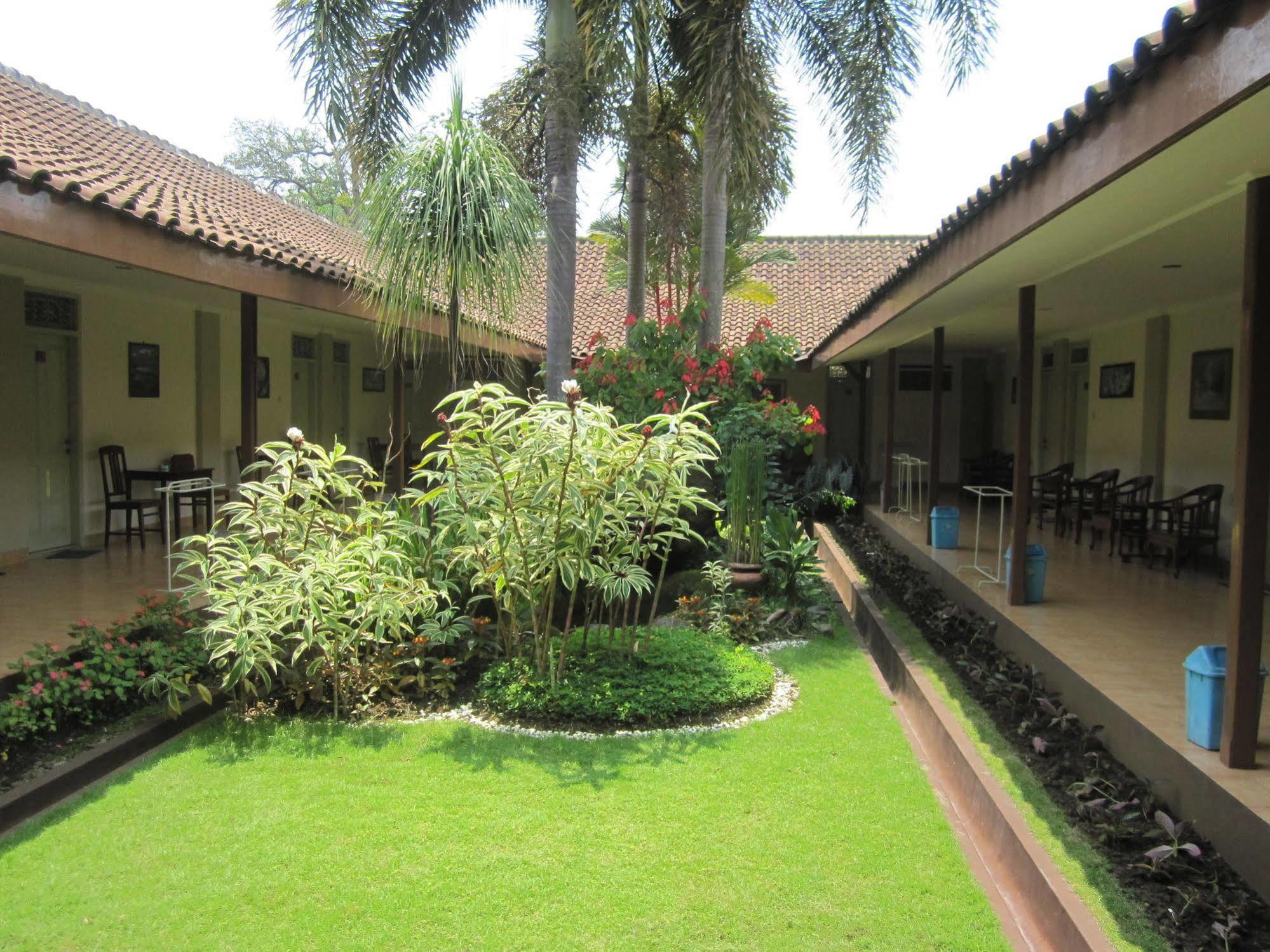 Hotel Besar Purwokerto Ngoại thất bức ảnh