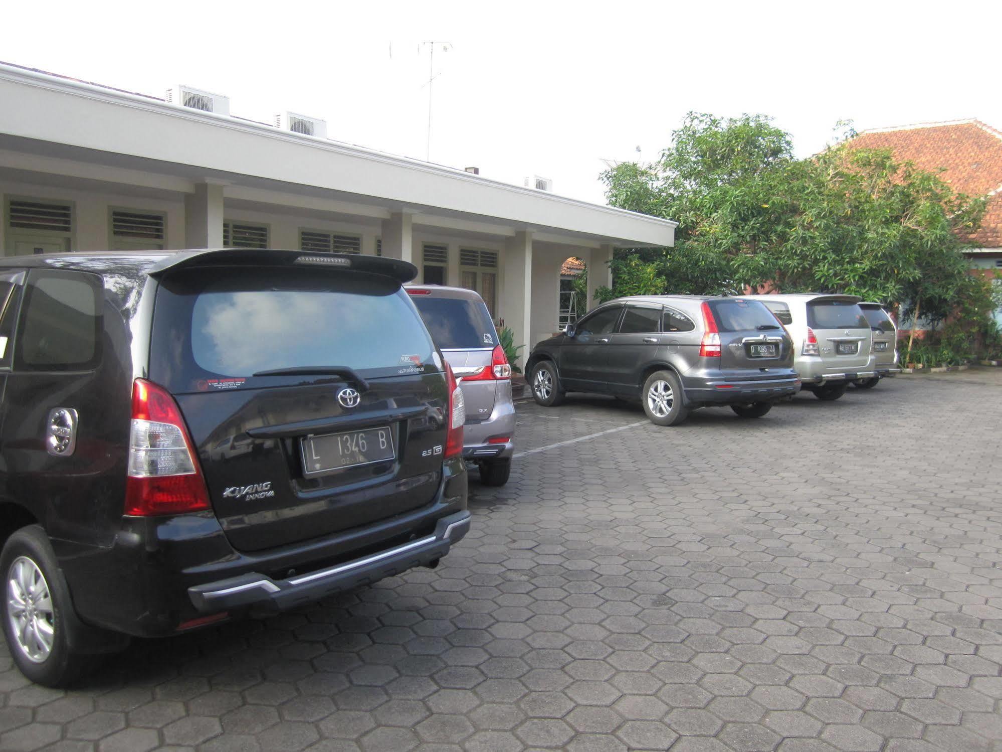 Hotel Besar Purwokerto Ngoại thất bức ảnh